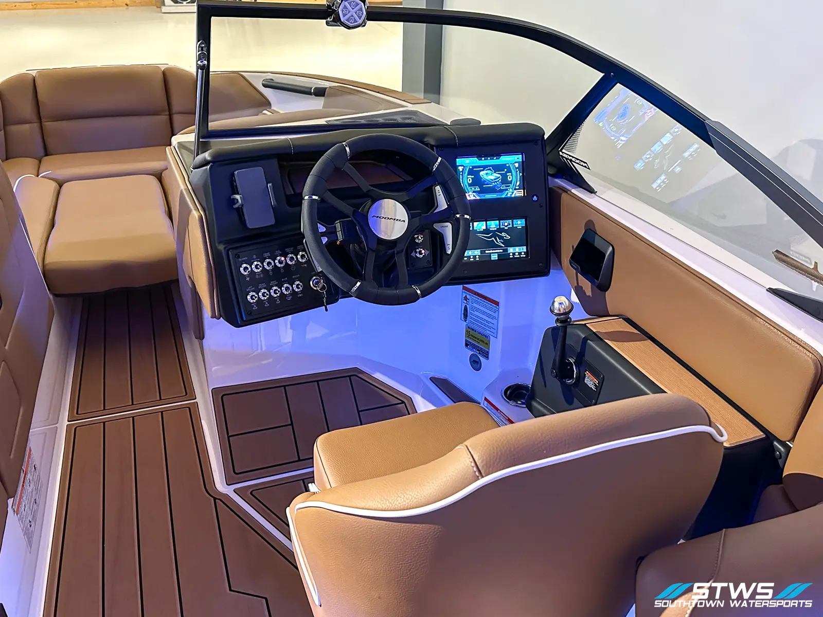 Dash Cluster