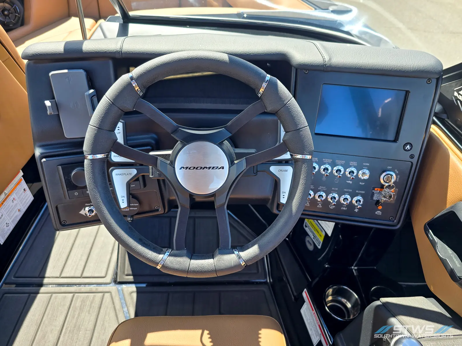 Dash Cluster