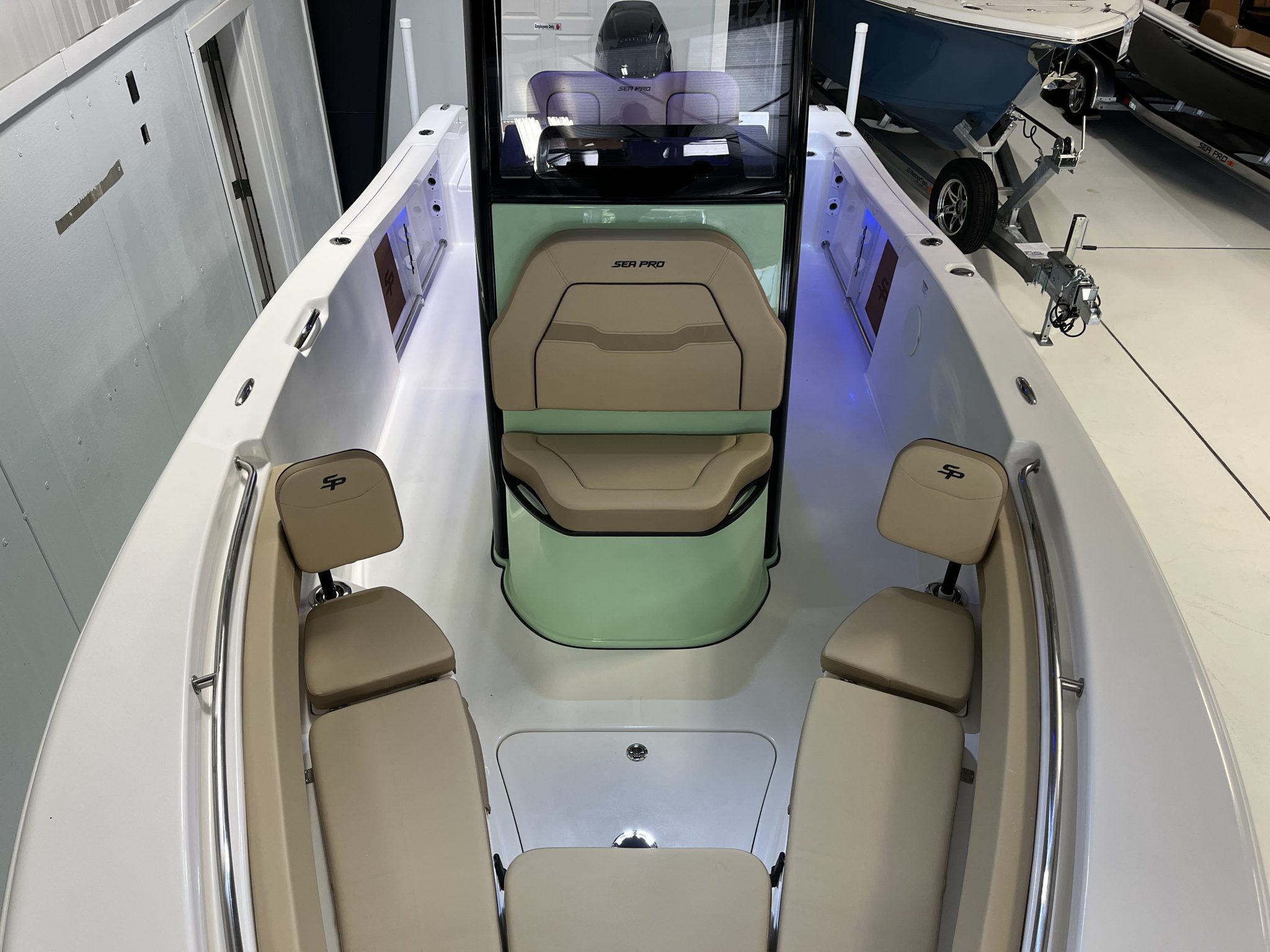 2026 Sea Pro 242 Sport boat