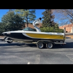 2013 Centurion Avalanche Elite V boat