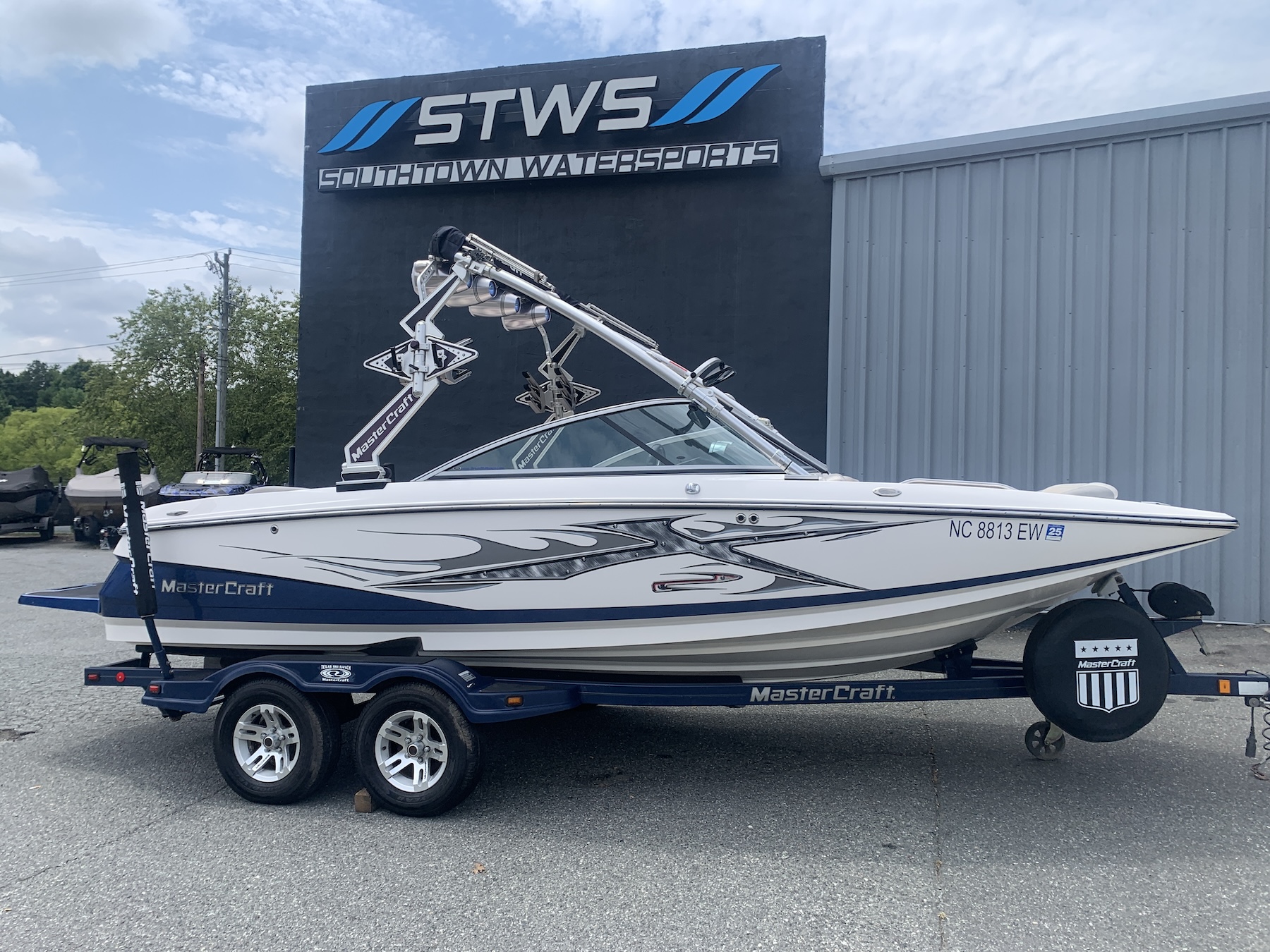 2008 Mastercraft X2 boat