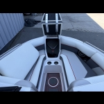 2014 Moomba Mondo boat