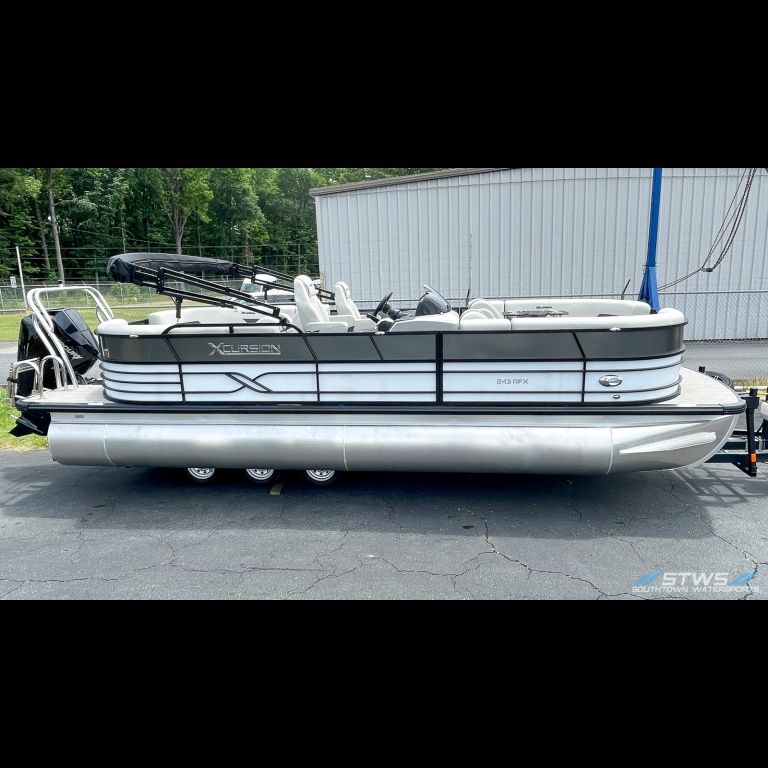 2023 Xcursion Rfx 243 boat