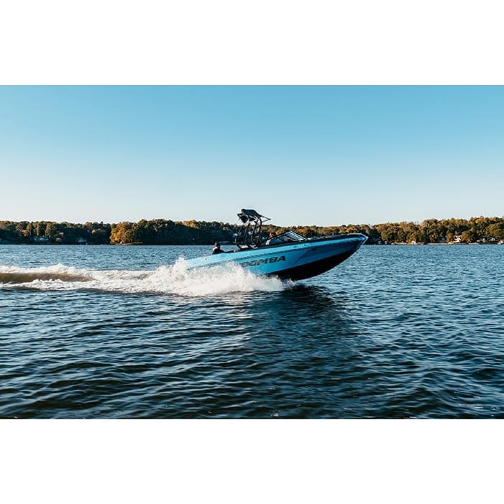 2020 Moomba Max: The Affordable Wake & Surf Boat That Performs
