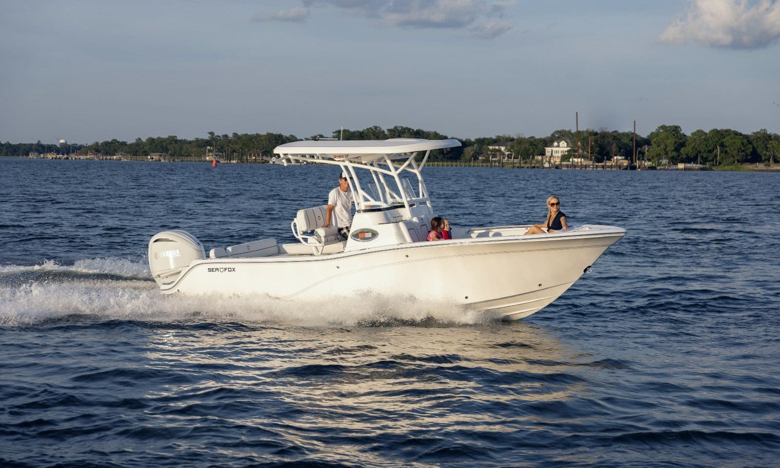 SeaFox Boats - Side Console Series