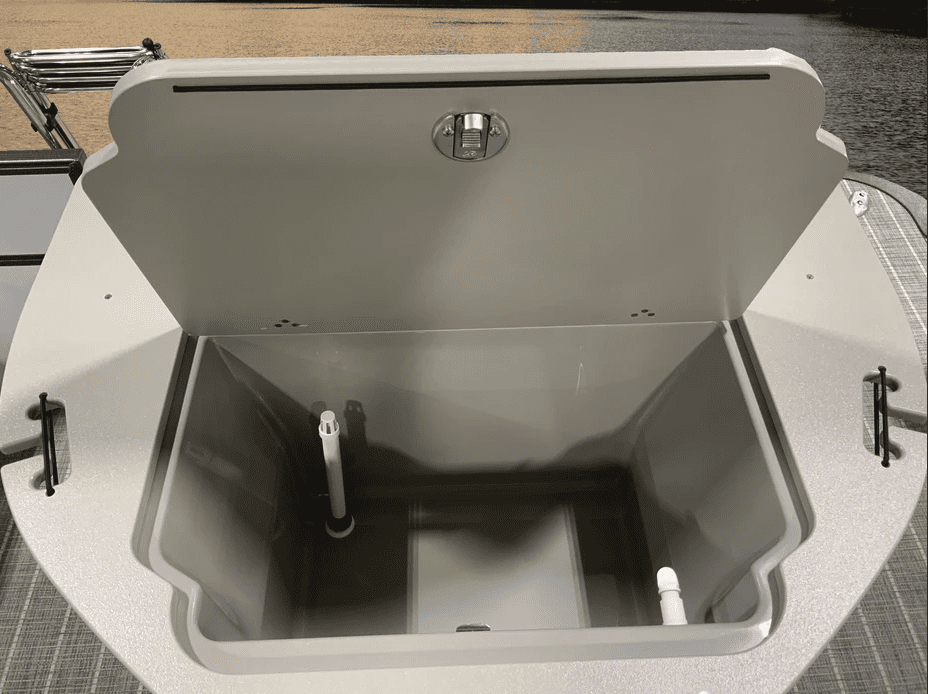 Coach Pontoons livewell can also be used as an icechest