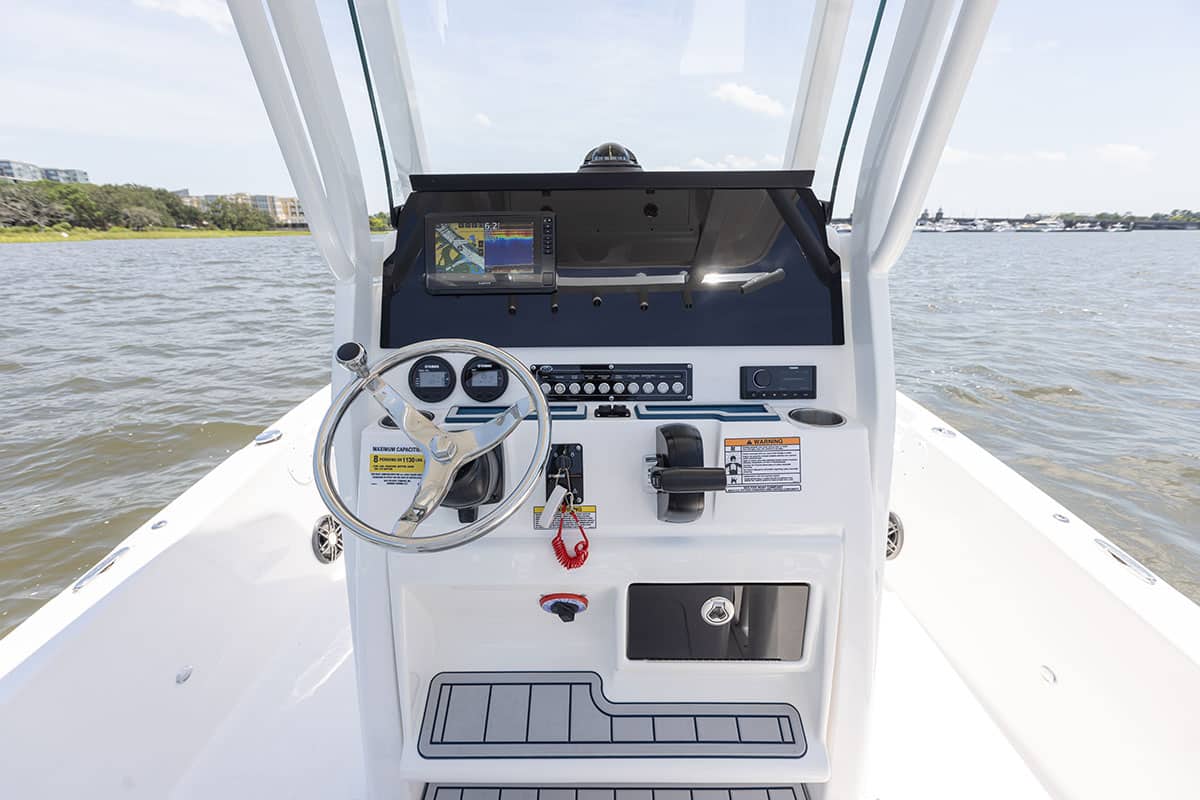 Sea Fox 231 Bay Fox helm