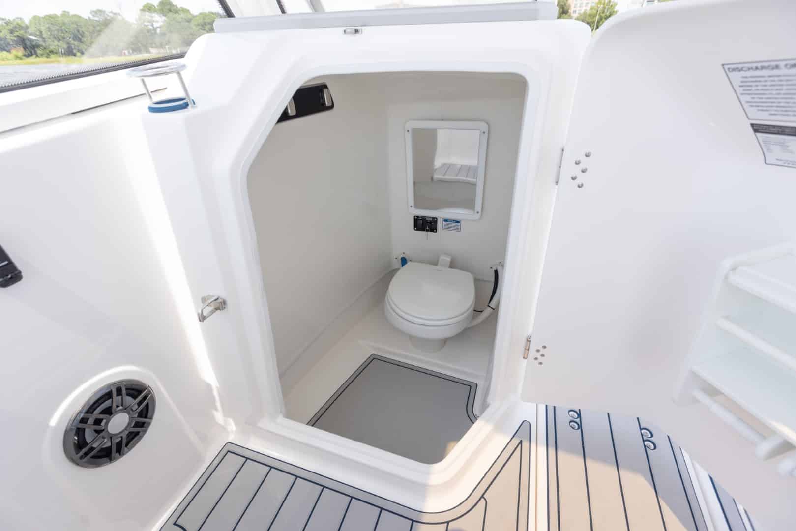 Sea Fox 268 Traveler head