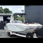 2025 - Supra - SA 400 - boat - White / Tan - SouthTown Watersports - Charlotte, NC - gallery image