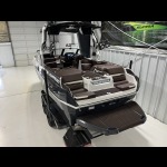 2026 - Supra - SA 400 - boat - White/Dark Graphite / Walnut - SouthTown Watersports - Charlotte, NC - gallery image