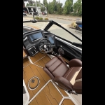 2025 - Supra - SA 400 - boat - White / Tan - SouthTown Watersports - Charlotte, NC - gallery image