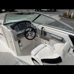2019 Chaparral 23 H2O Surf boat
