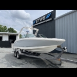 2019 Chaparral 23 H2O Surf boat